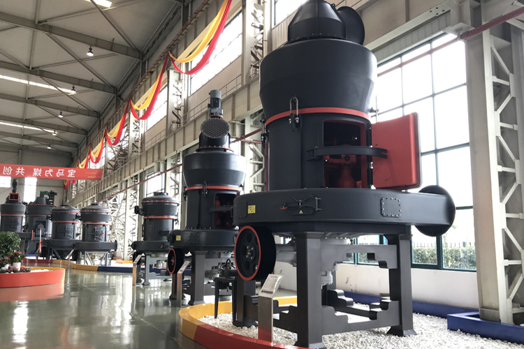 常用的可靠礦石磨粉機的配件用什么材料好？